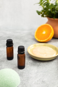 Essential Oils with Orange and Mint