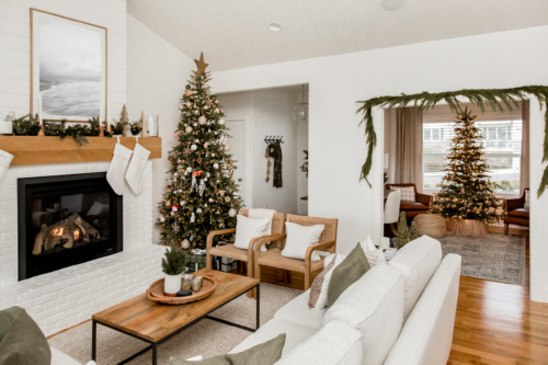 Modern Home with Minimalist Christmas Decorating